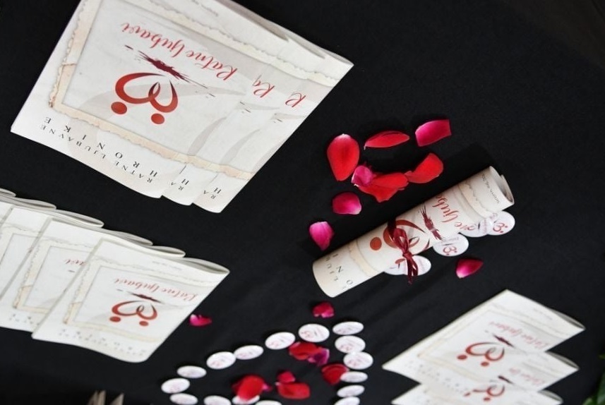 “Porodični magazin”: S imenom Bosne i Hercegovine i uz snagu otpora zlu, ispisani su vjenčani listovi hrabrih ratnih ljubavi…“Bilo je to vrijeme ruža…”